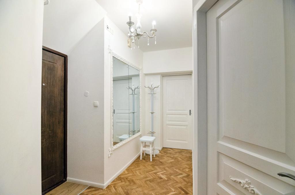 Stylish Apartment. Heart Of The City Lemberg Exterior foto